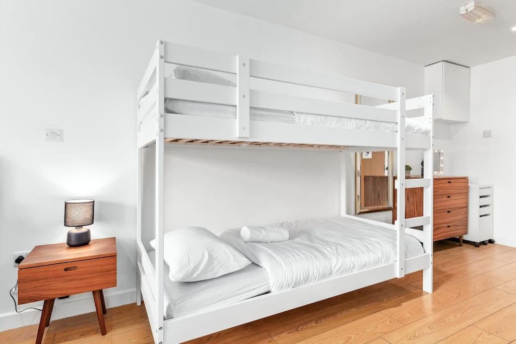 Spacious And Delightful Sleep 5 Piccadilly Vrc ロンドン エクステリア 写真